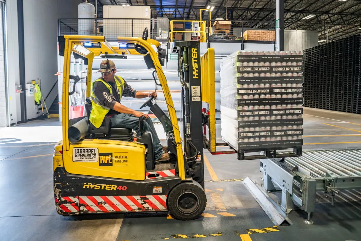 Lagerung & Logistik
